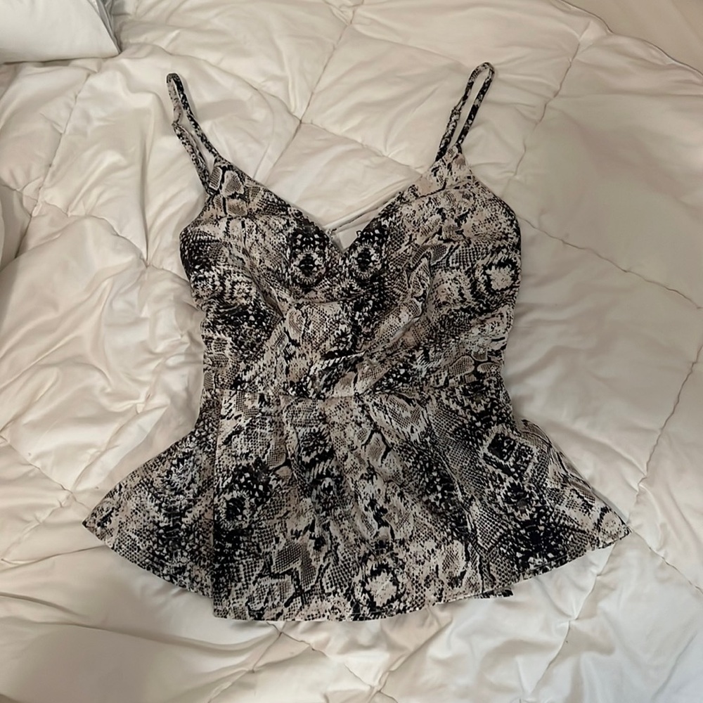 DO+BE Snakeskin Top